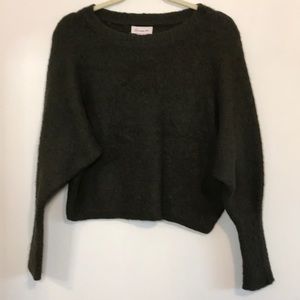 If it were me. Crop green fuzzy sweater size S